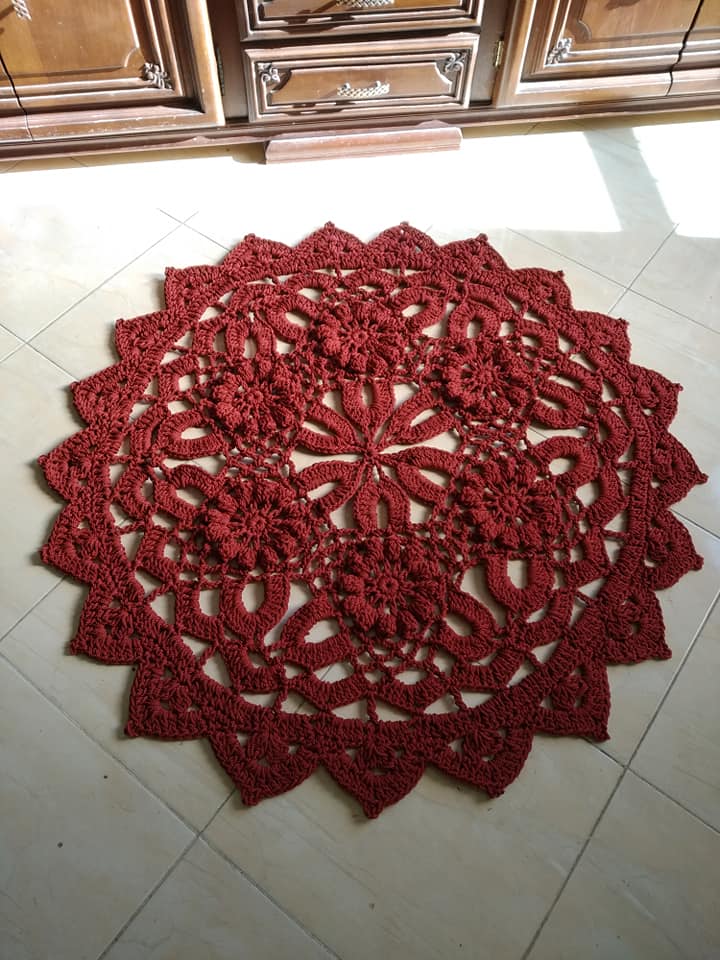 Crochet Mat 130cm Red colour