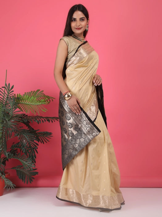 Silk Booti Border with Pallu Saree