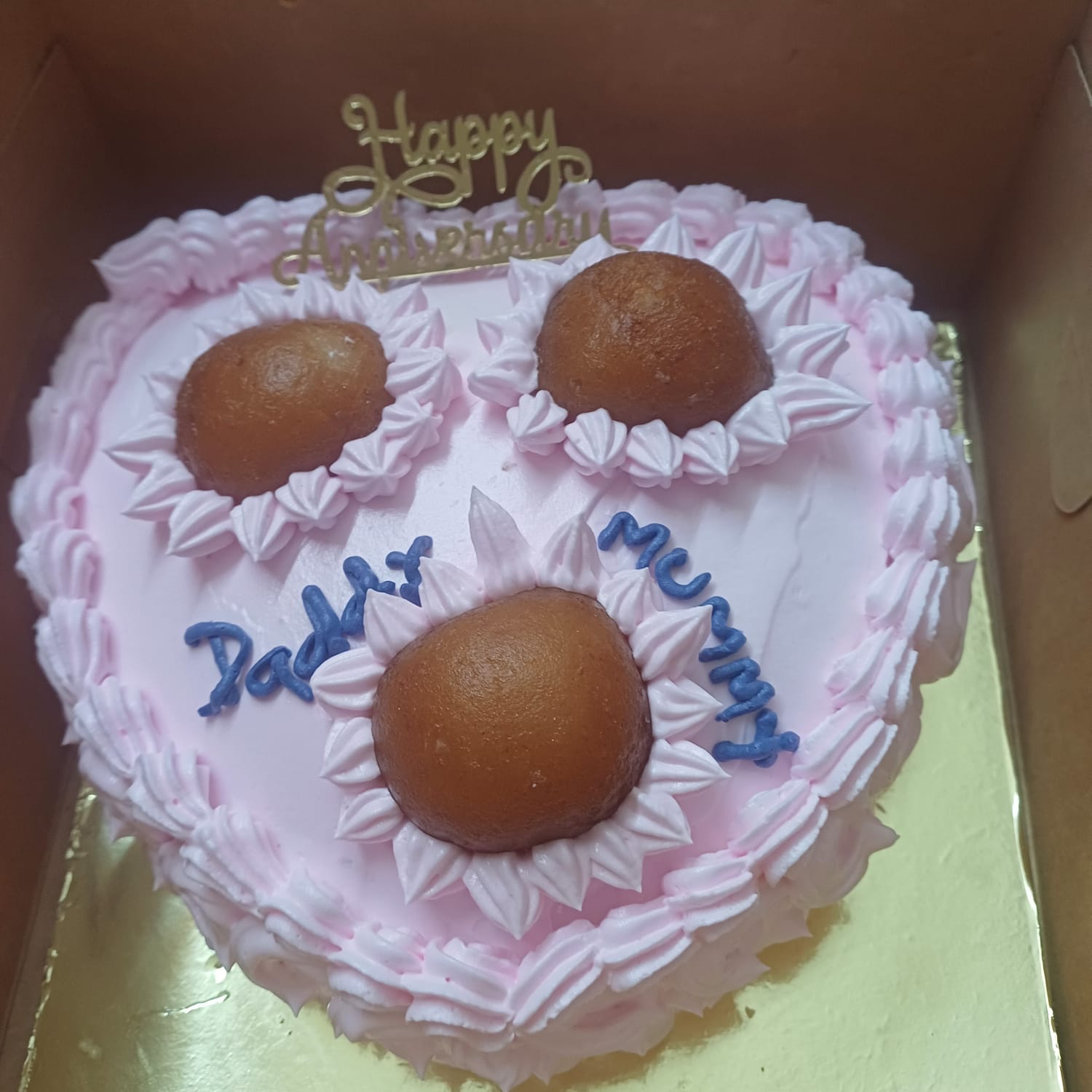 Celebrate with Flavor: Gulab Jamun Cake - A Fusion of Tradition and…