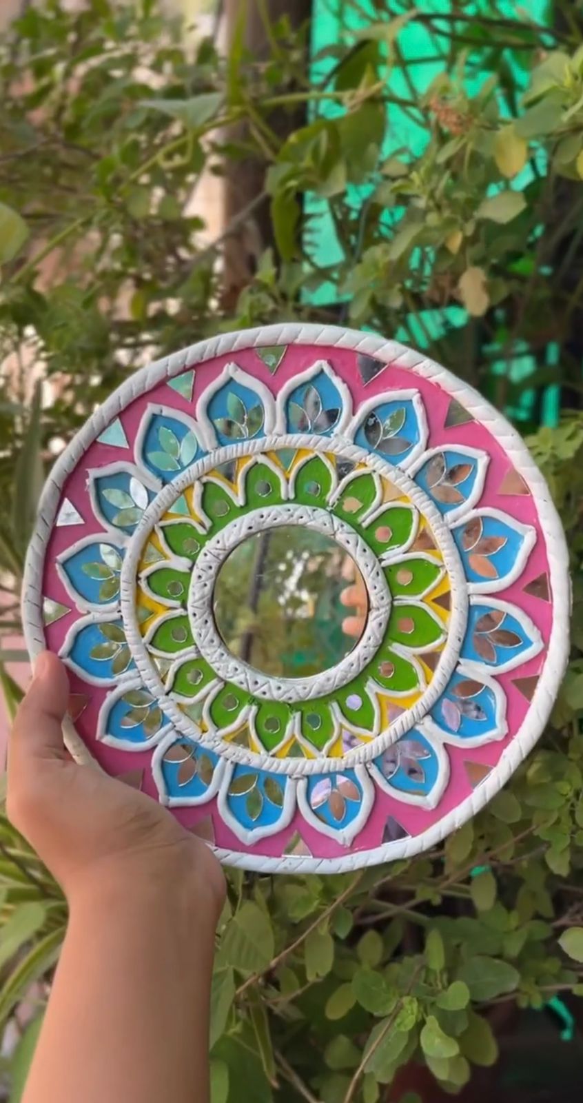 JazzinArt Handcrafted Round Mirror Center Lippan Mud Art Wall Hanging