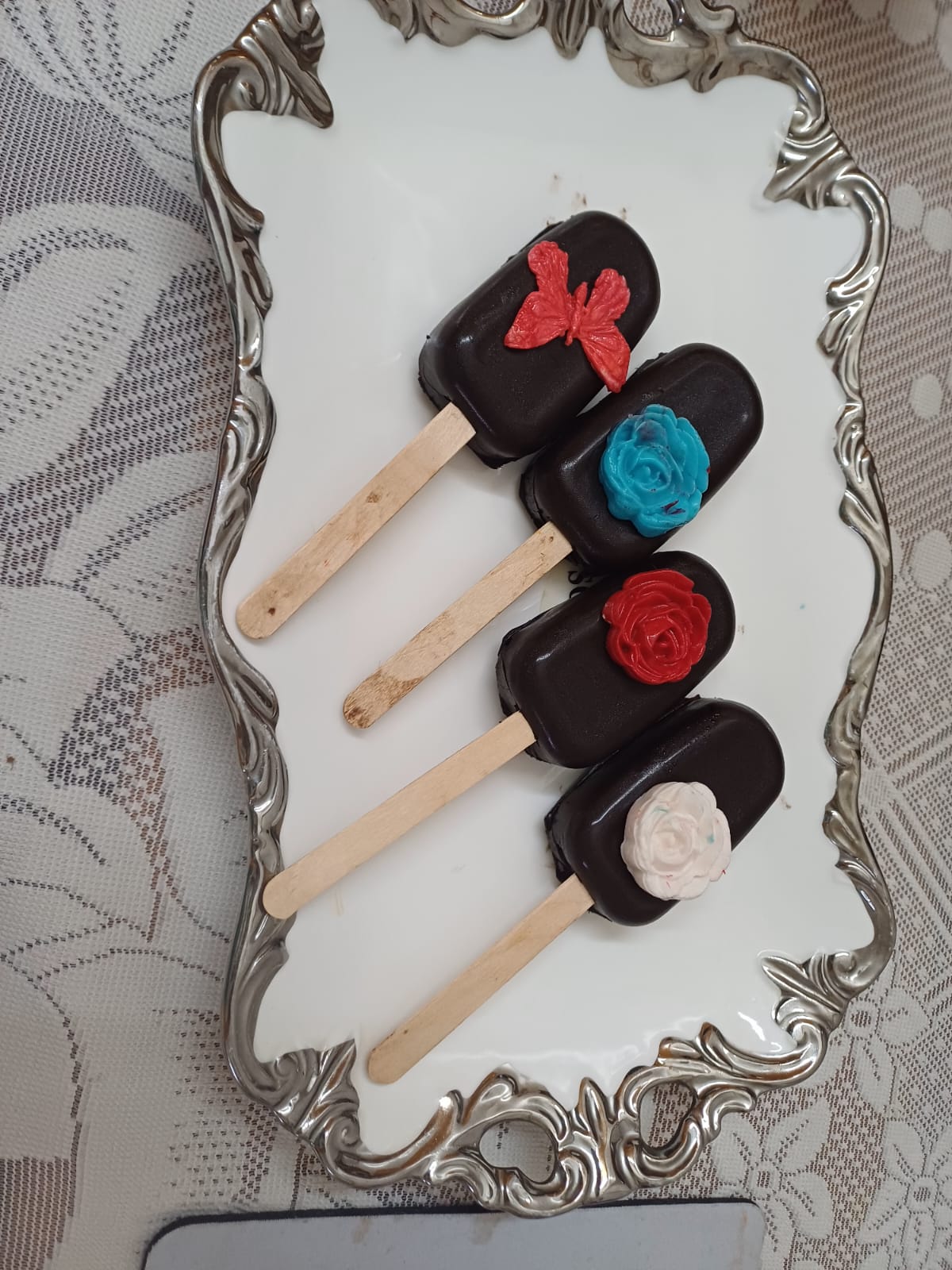 Bakershive Handcrafted Ice Cream Cone Shaped Chocolates (Pack of 6)