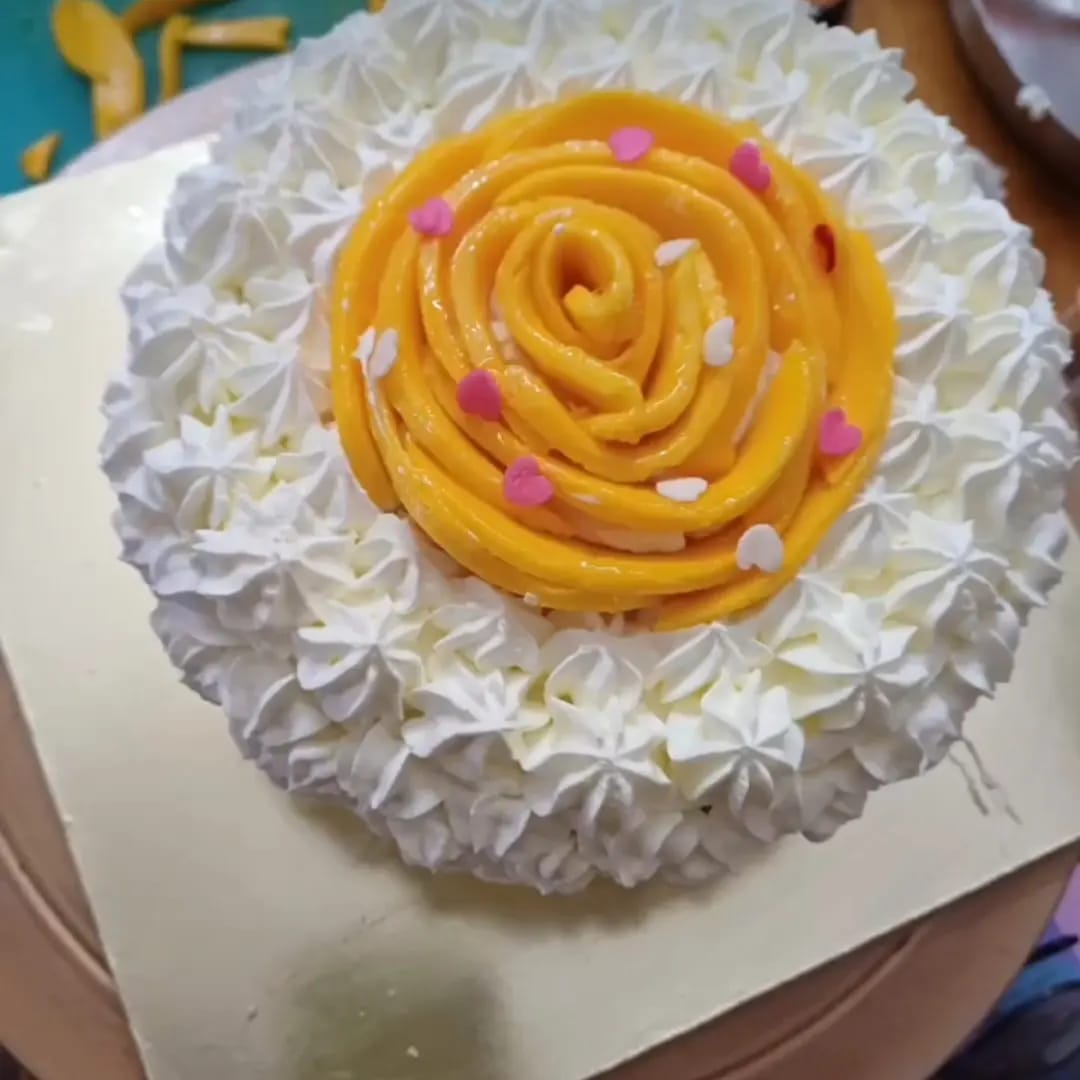 Mango Delight Cake