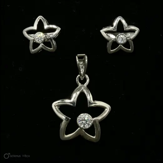 Hena Designs Twinkling Starlight Gold & Diamond Pendant Set