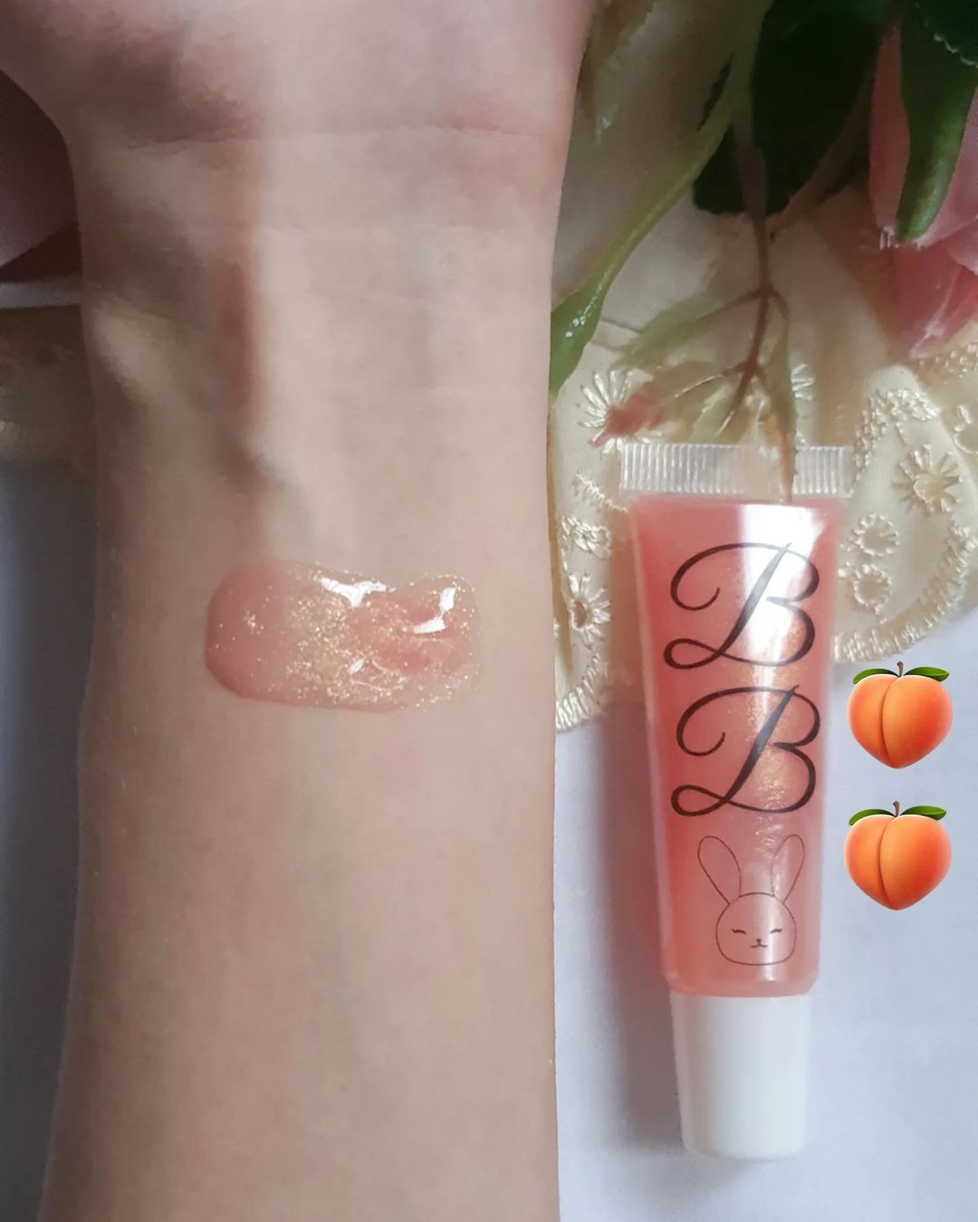 Peachy Glow Peach Scented Lip Gloss