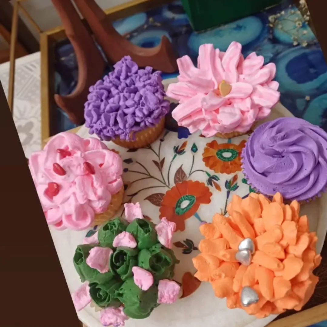 Mix Flavor Cupcakes
