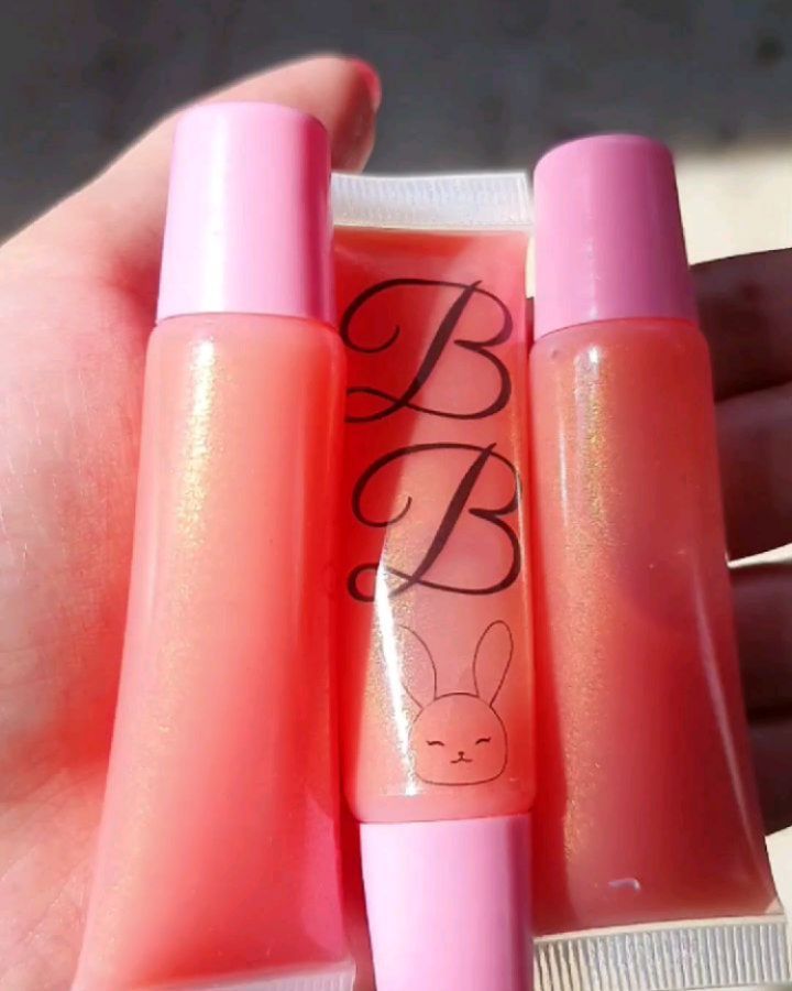 Peachy Glow Peach Scented Lip Gloss
