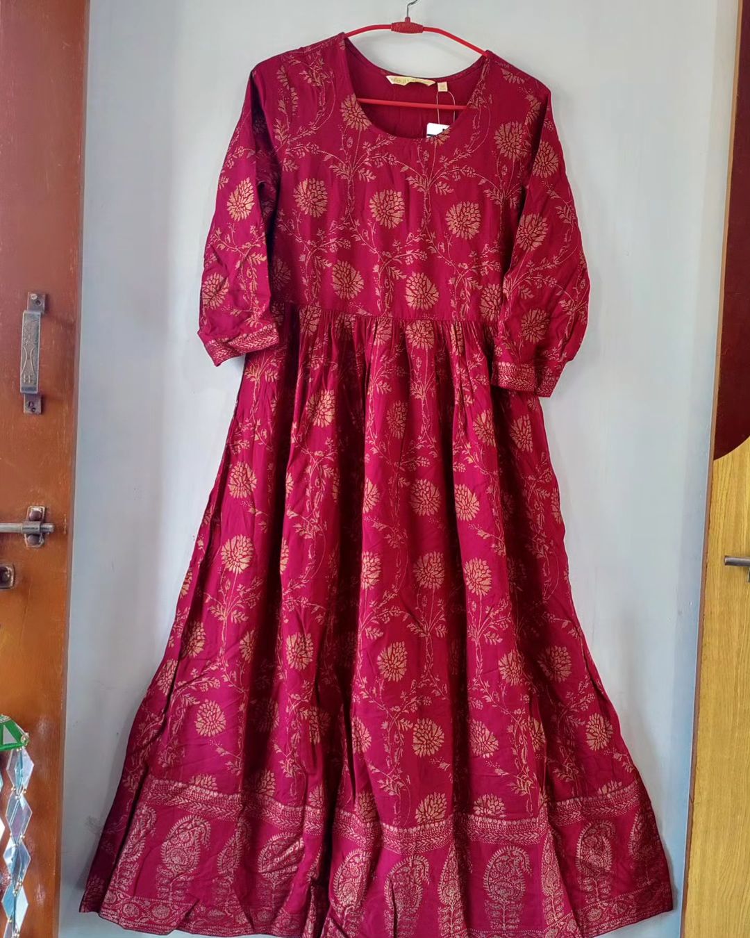 Avaasa Pink Printed Anarkali Kurti & Top