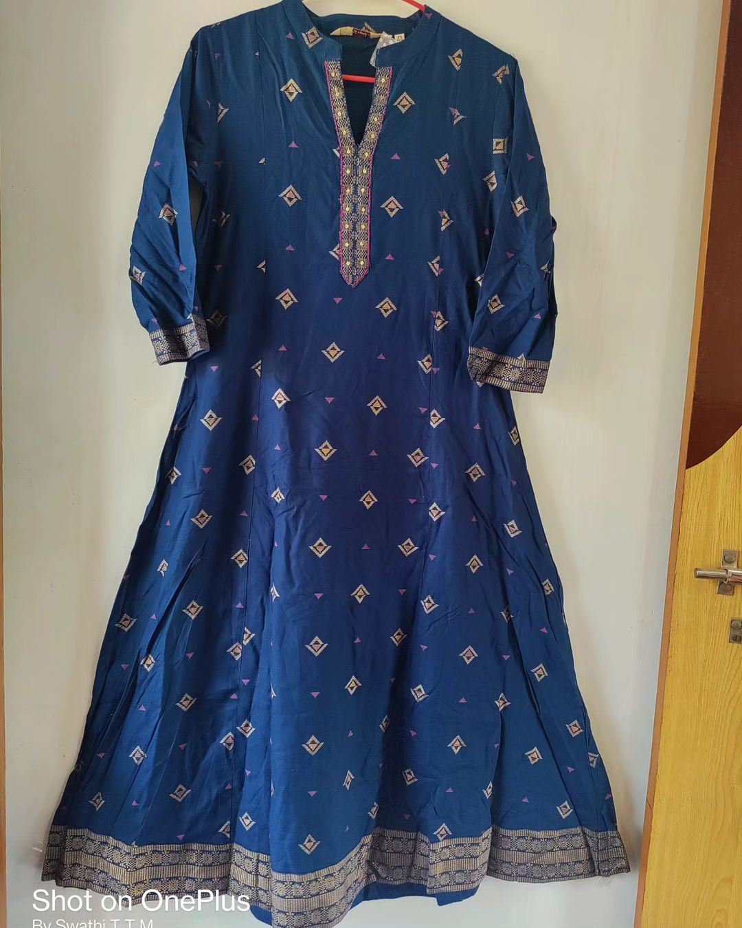 Avaasa Blue Umbrella & Fish-Cut Anarkali Kurta