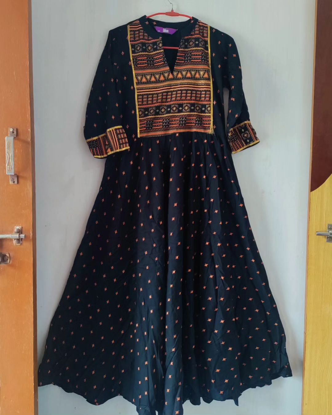 Avaasa Dark Blue Geometric Print Anarkali Kurti & Top