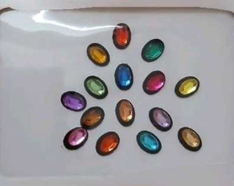 Medium Kundan Bindi Combo of 4