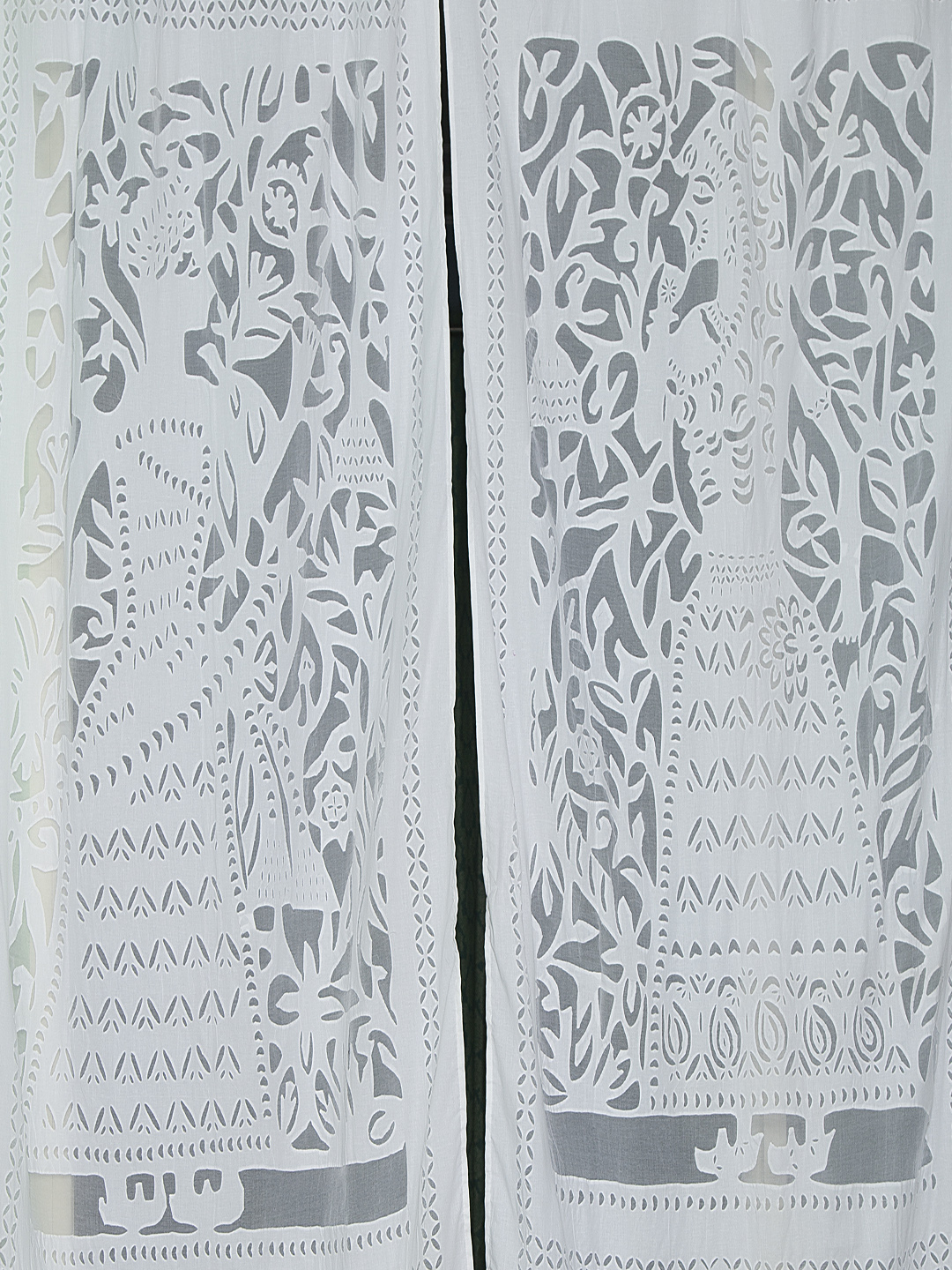Applique , handmade curtains for door or window, King - Queen pattern, White
