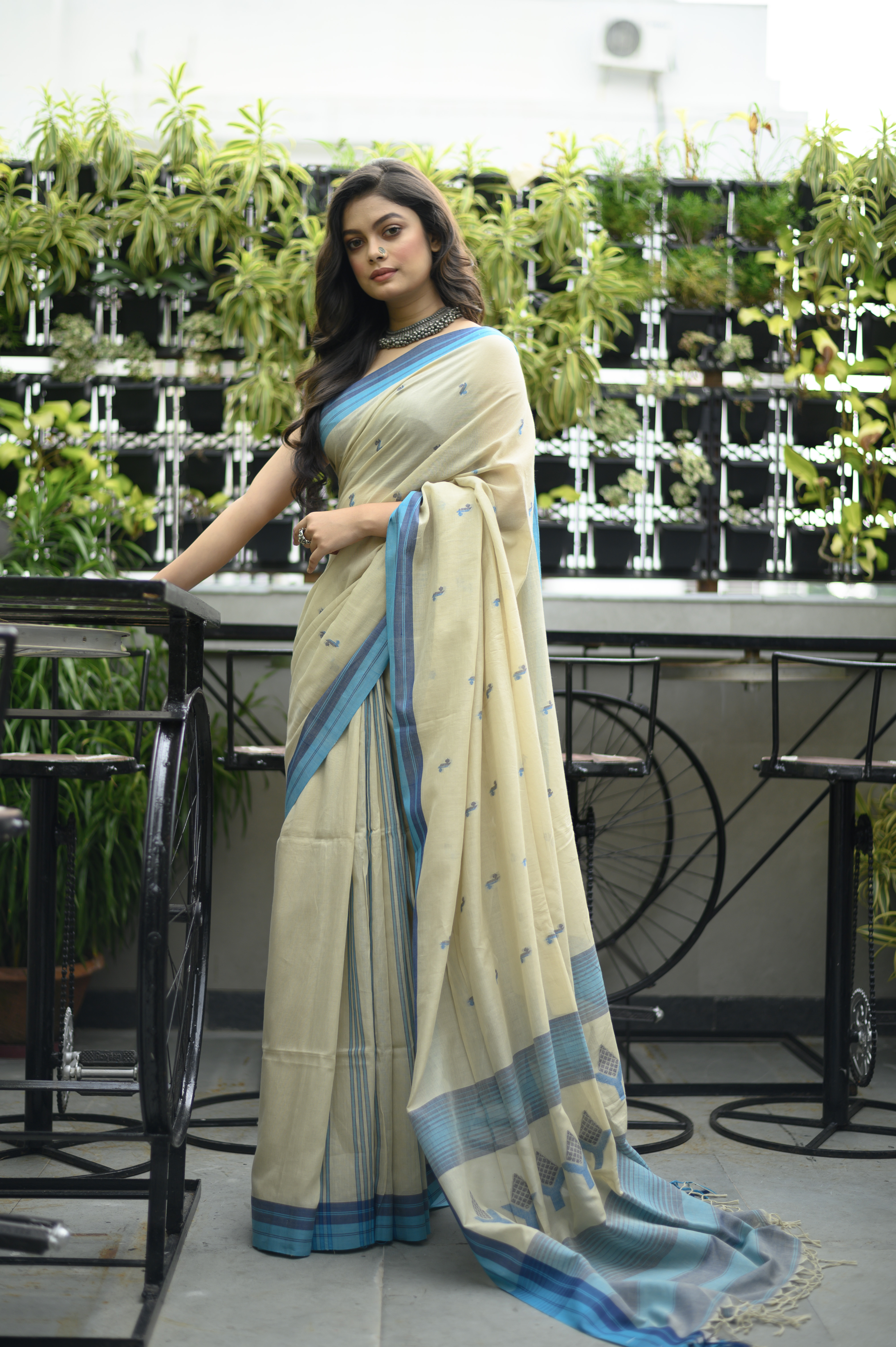 Beige & Blue Bengal Handloom Cotton Saree