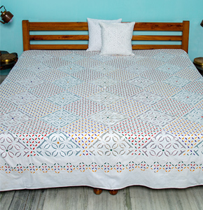 Applique Mehndi Khuddi Design with Embroidery Bedcover, White
