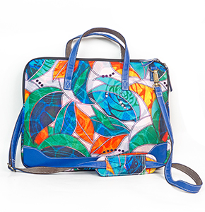 Roses And Leaves Laptop Bag