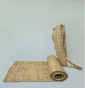 Handwoven Eco-Friendly Natural Grass Yoga & Meditation Mat