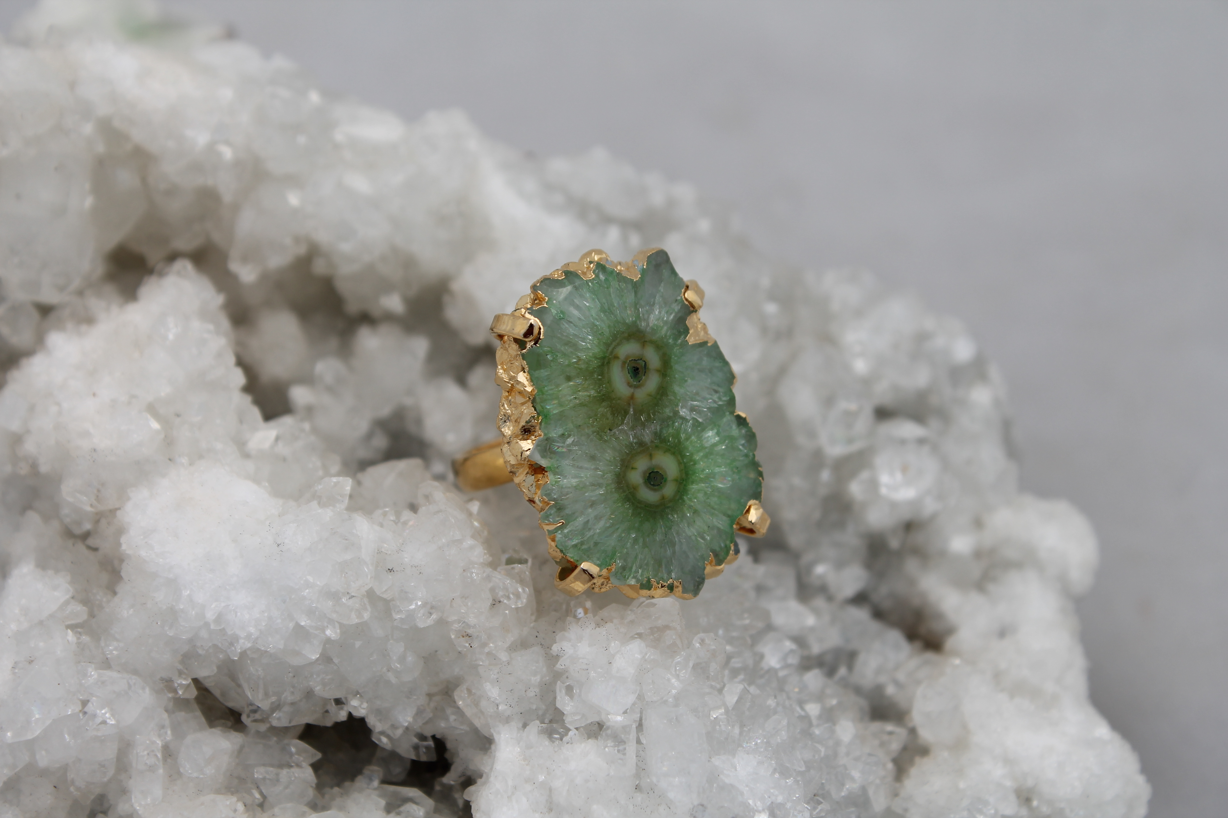 Opulent Homes Agate Rings Green - 1pc
