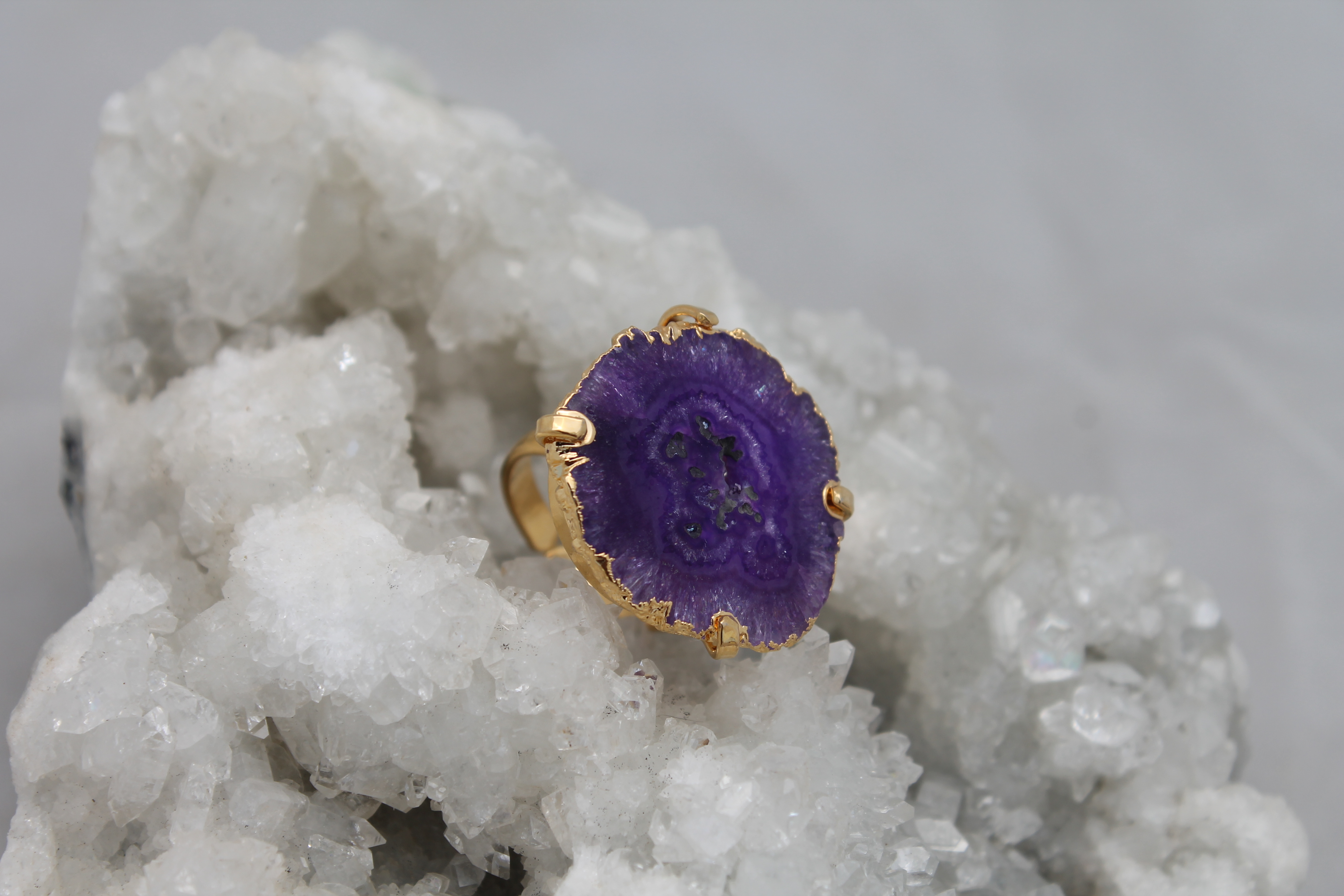 Opulent Homes Agate Ring Purple - 1pc