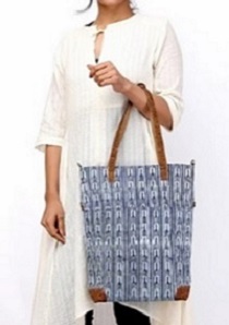 Get Vegan Leather Printed Tote Cum Sling Bag