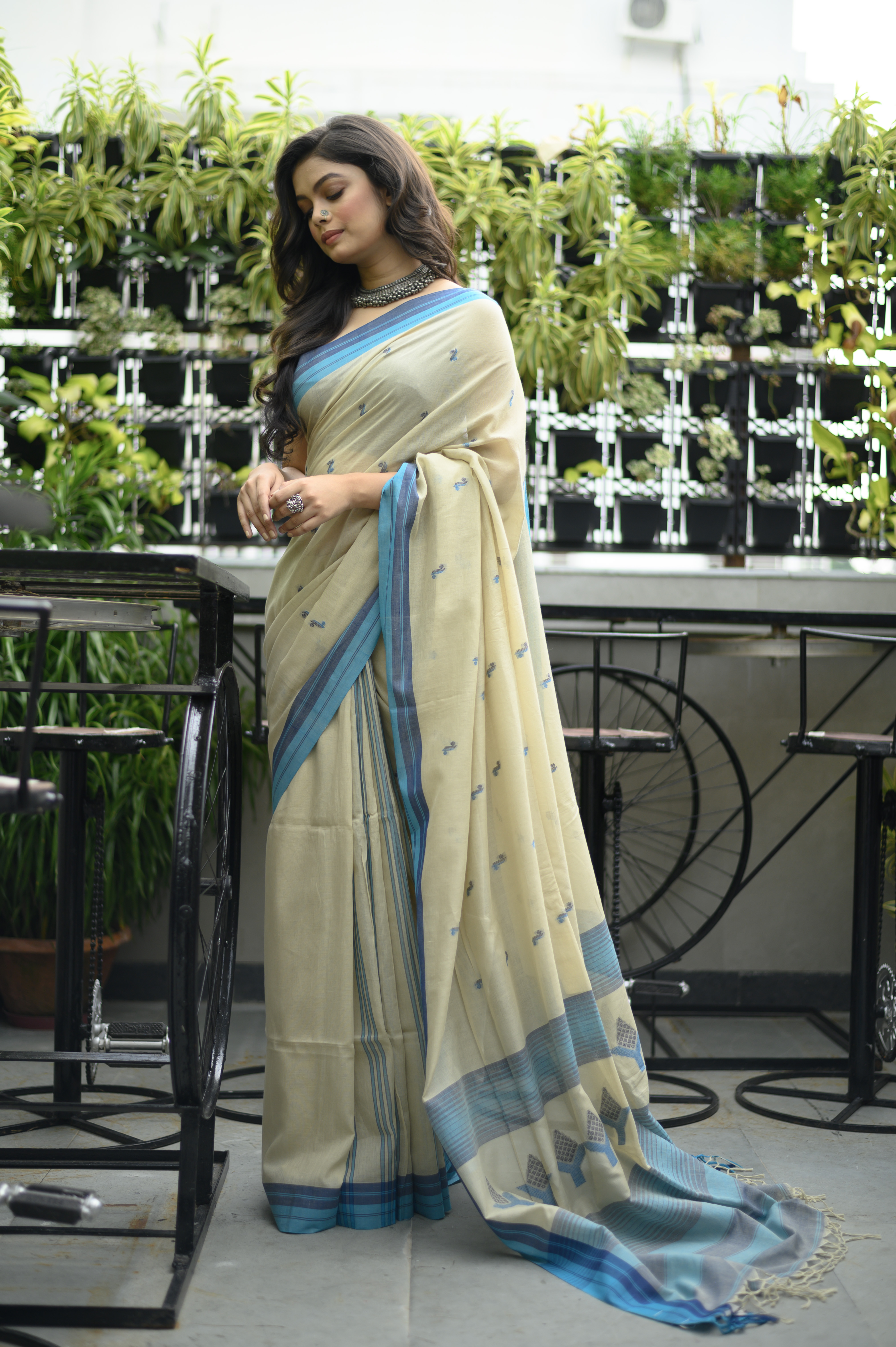 Beige & Blue Bengal Handloom Cotton Saree
