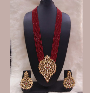 Aashnna Chhabria Handcrafted Kundan Pendant with Layered Crystal Chains